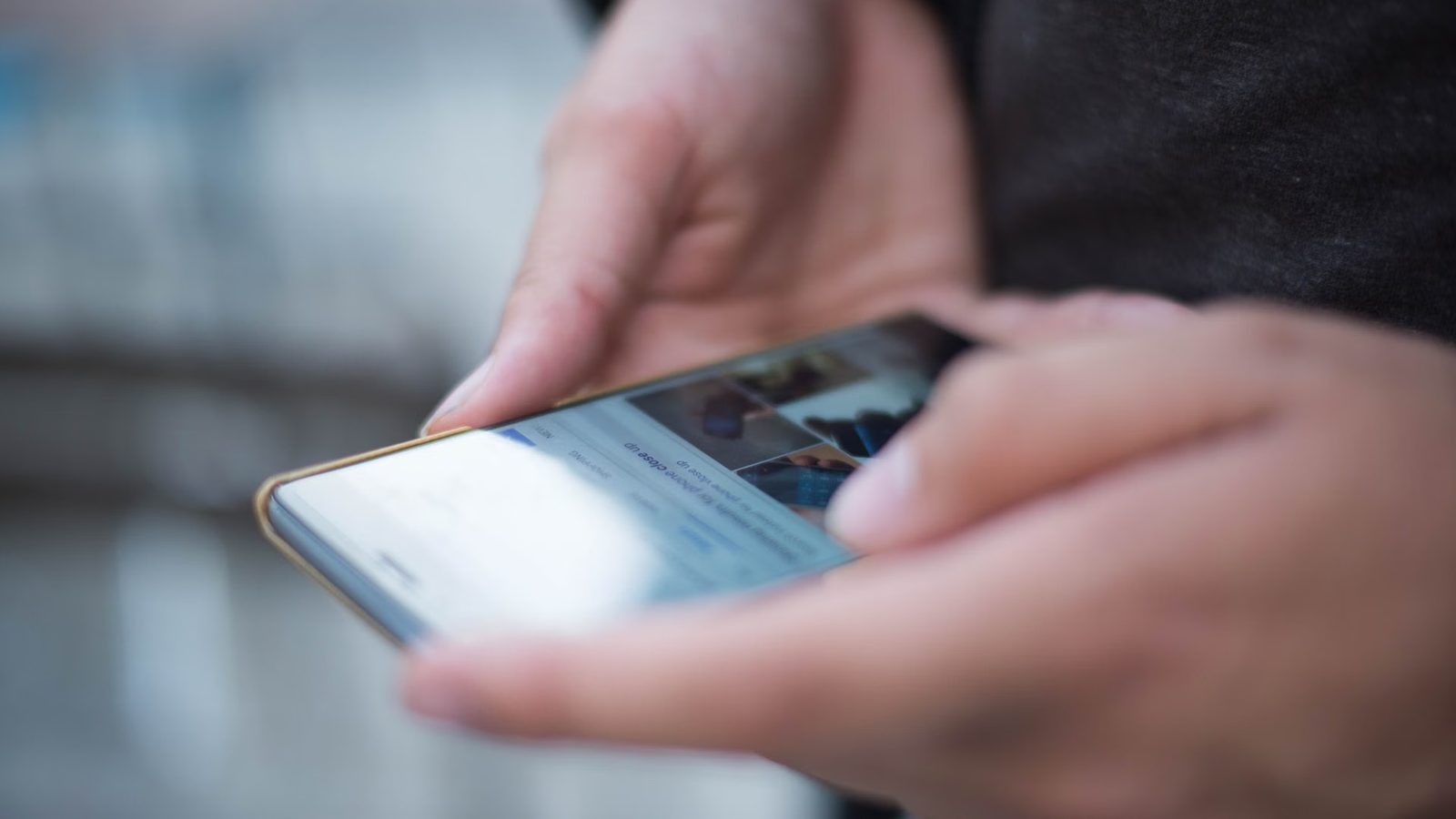 Przewijanie tablicy na ekranie telefonu