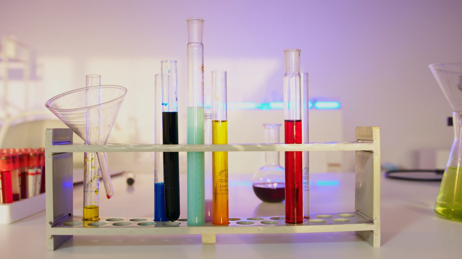 Probówki laboratoryjne do porównania