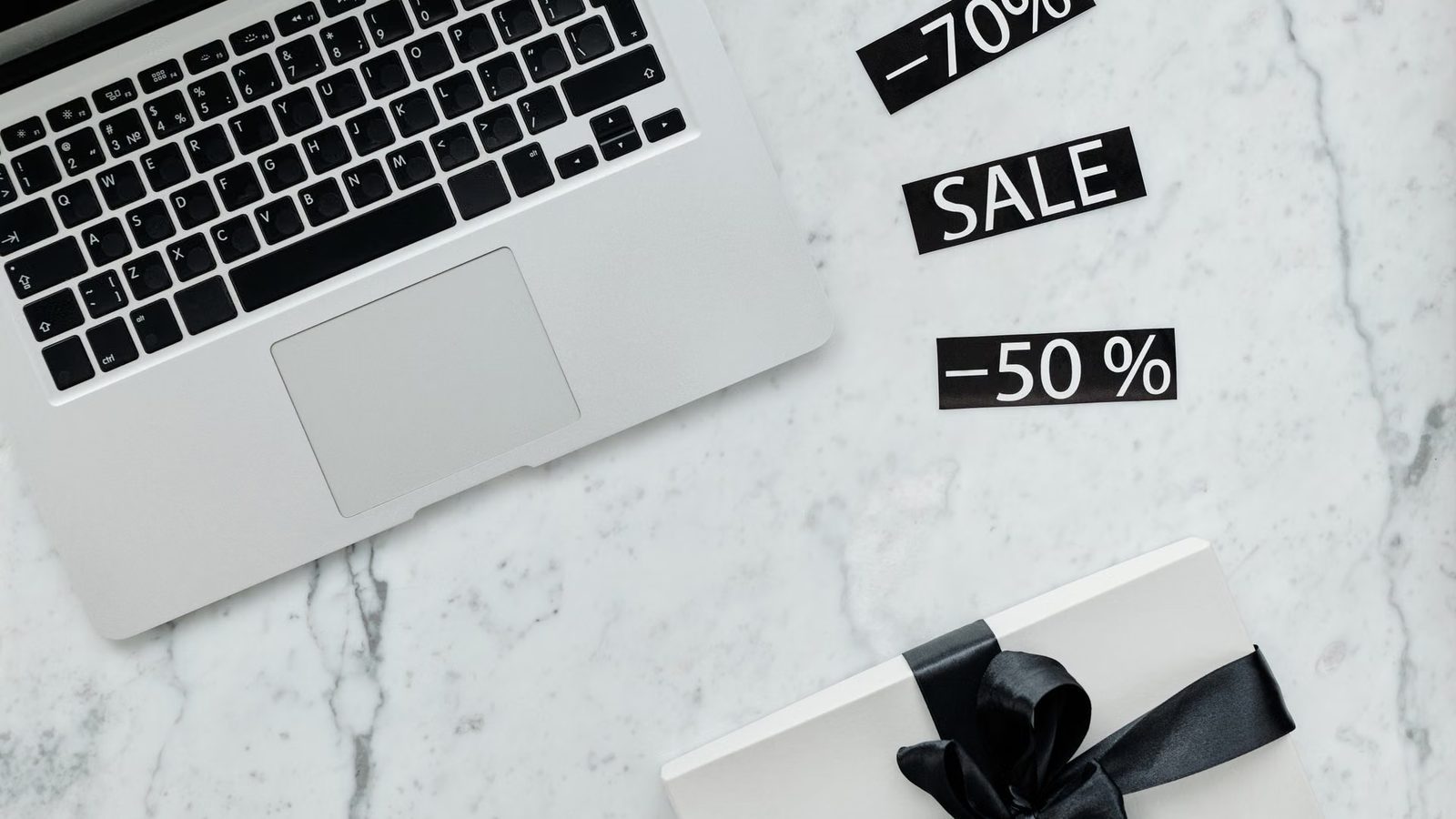 Banner wyprzedaży w sklepie internetowym
